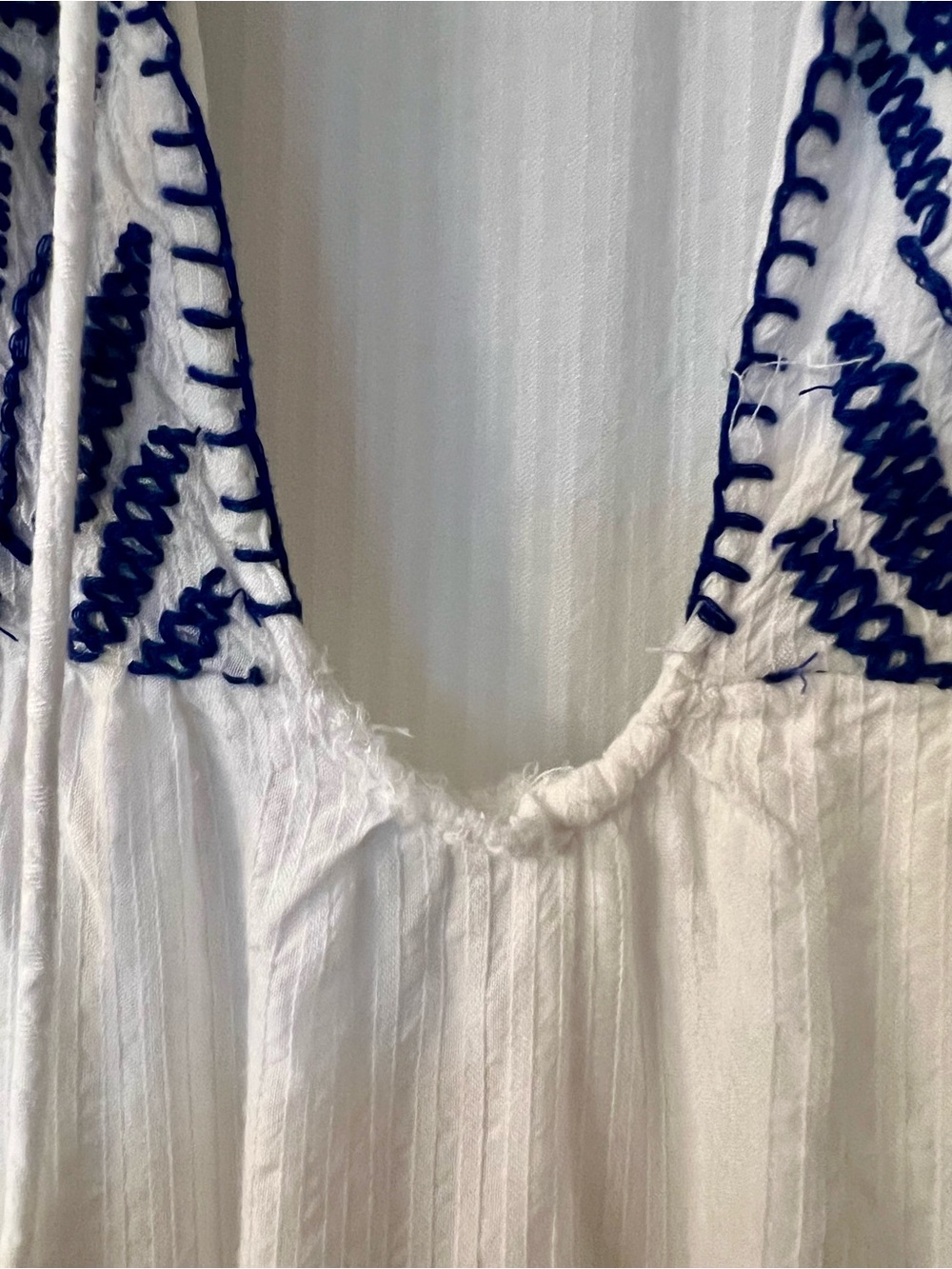 Urban Outfitters Womens Dress in White and Blue - Picture 5 of 6